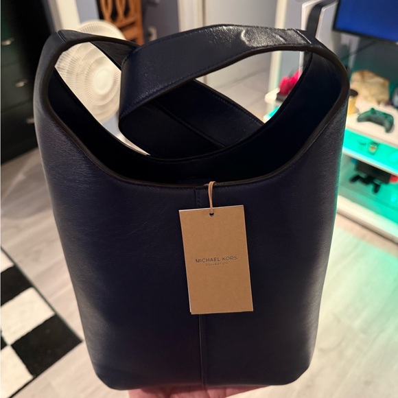 Michael Kors Navy Blue Men's Bag - Picture 1 of 6